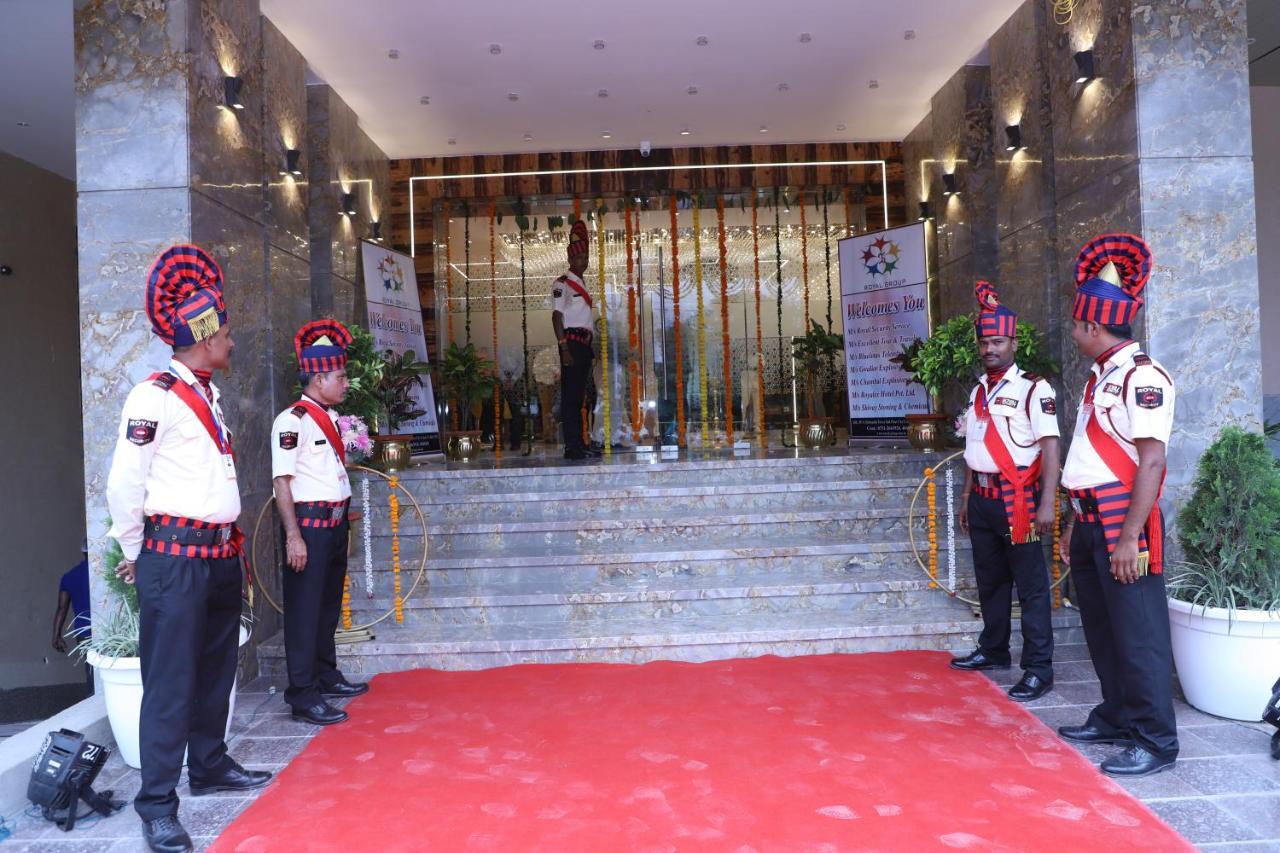 גוואליור The Royal Class Hotel מראה חיצוני תמונה