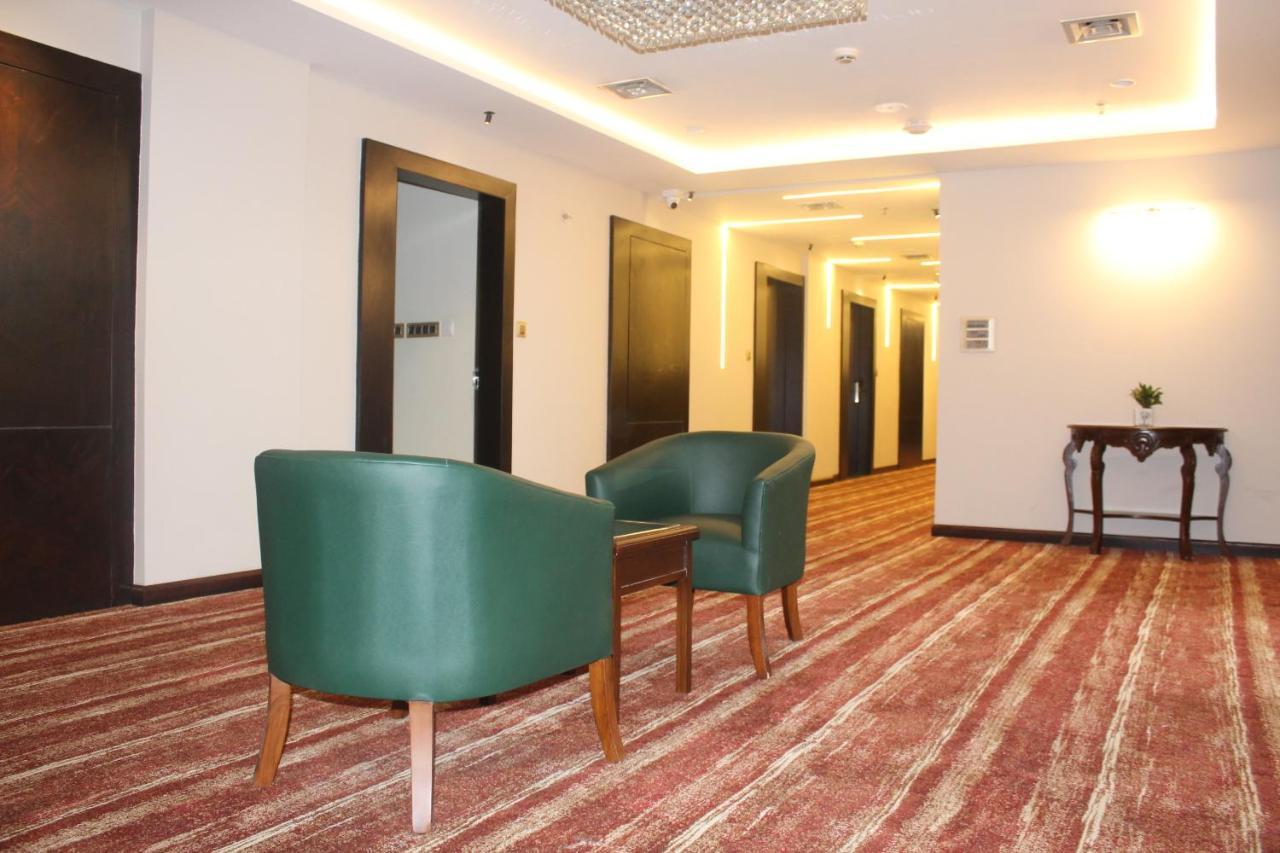 גוואליור The Royal Class Hotel מראה חיצוני תמונה