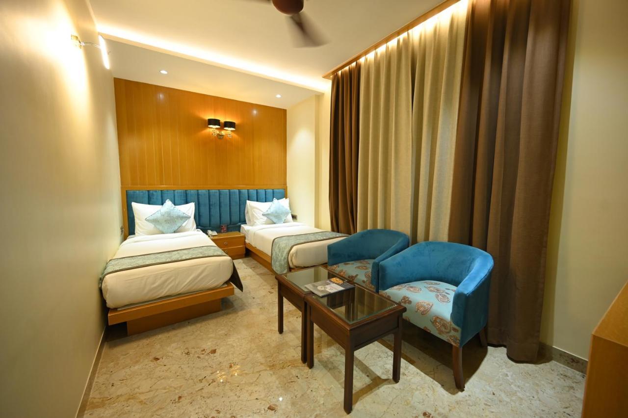 גוואליור The Royal Class Hotel מראה חיצוני תמונה