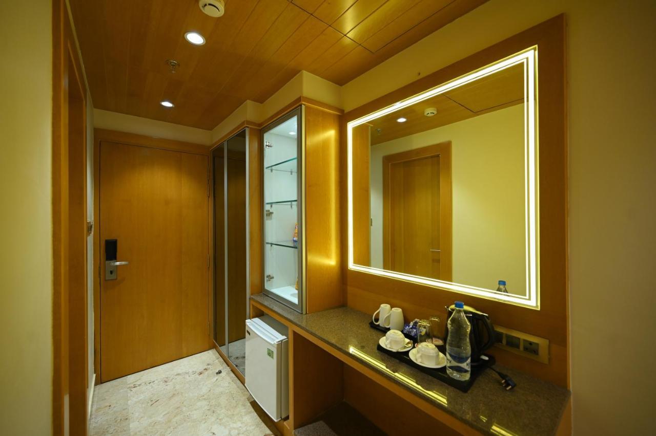 גוואליור The Royal Class Hotel מראה חיצוני תמונה