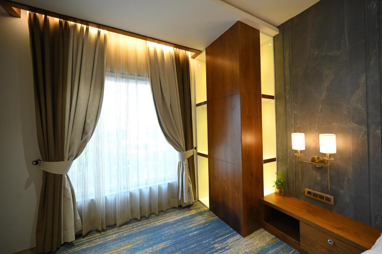 גוואליור The Royal Class Hotel מראה חיצוני תמונה