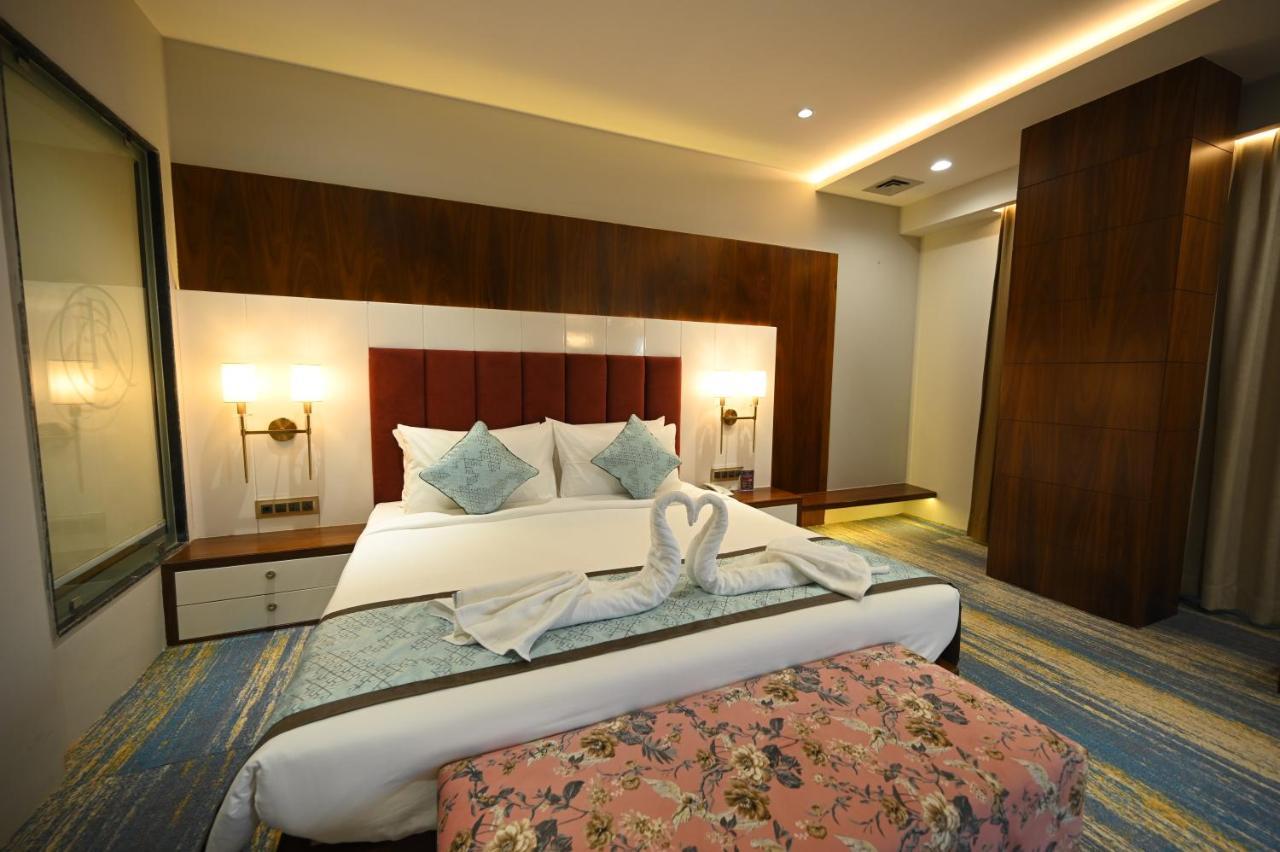 גוואליור The Royal Class Hotel מראה חיצוני תמונה